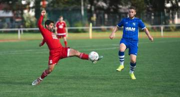 西班牙友谊赛2比0领先秘鲁，亚马尔尼科威廉斯轮休备战（配图示意）